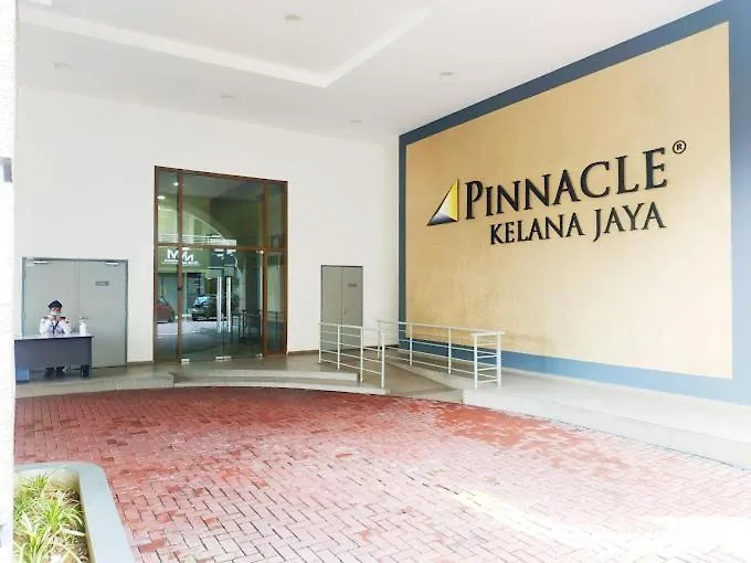 Pinnacle Kelana Jaya By Airhost location